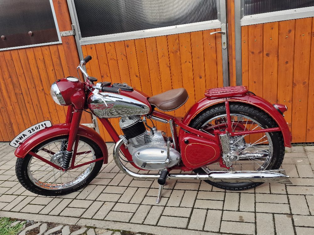 Jawa 250 pérák 1950 Po Renovaci – fotografie 5