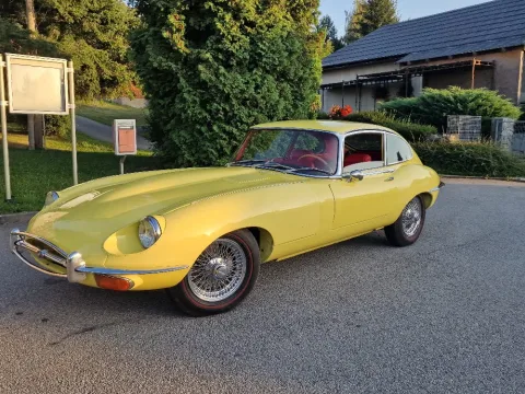Jaguar E-Type 1.5 Série 4,2 2+2 rv.1968 po Renovaci