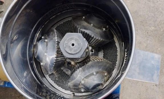 Peletovaci lis krmiva/zemědělského odpadu  37 kW+ měkký start – fotografie 3