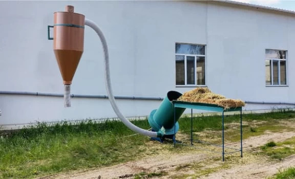 DRTIČ SLÁMY (380 V, 11 kW) – fotografie 2