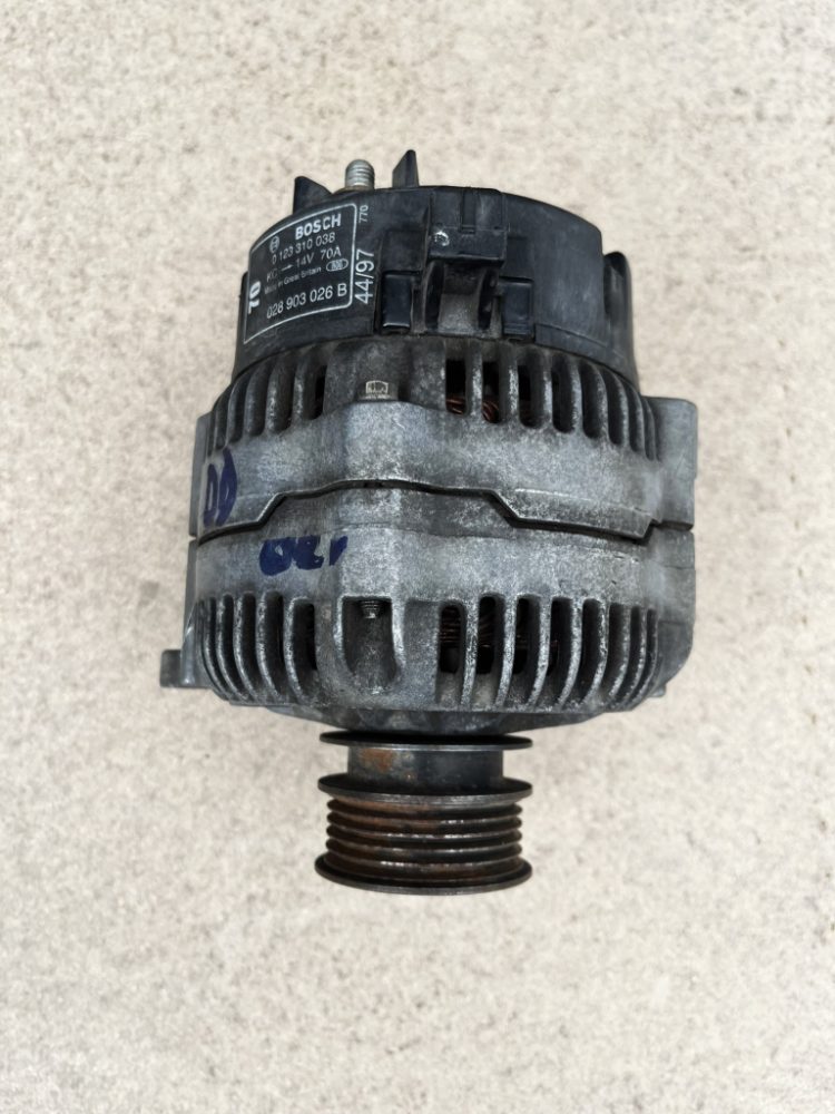 FELICIA 1.9 Diesel Alternátor – fotografie 3