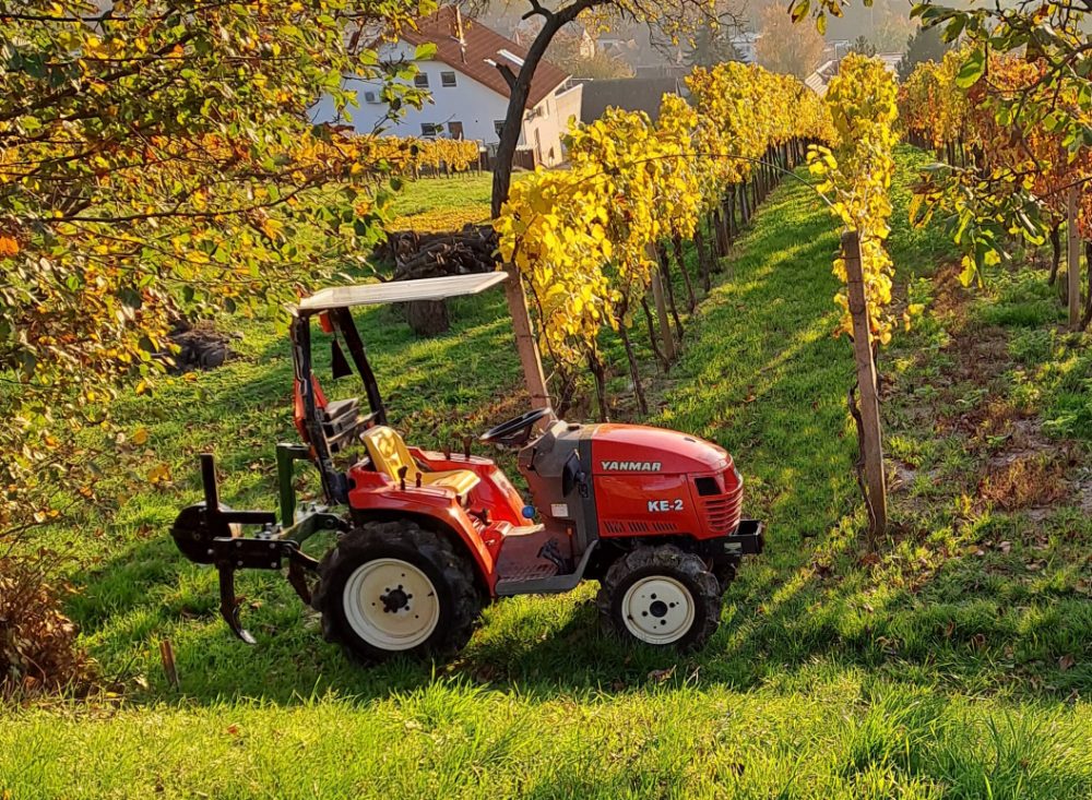 Malotraktor Yanmar – fotografie 2