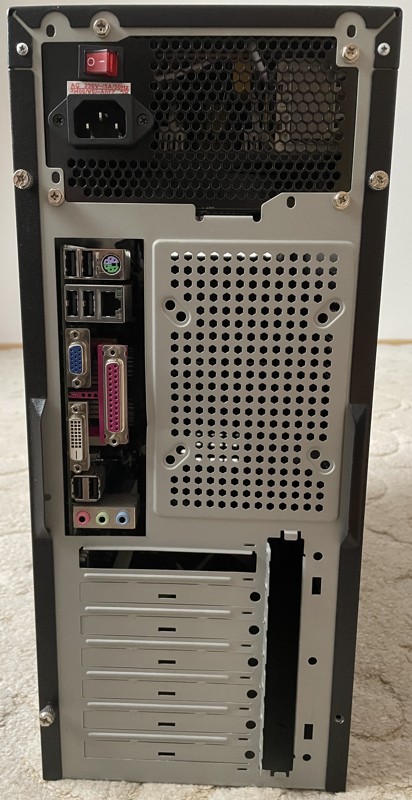 Case Tower Black Intel DQ670W i5-2400-3G1Hz-4j4v Atx – fotografie 3