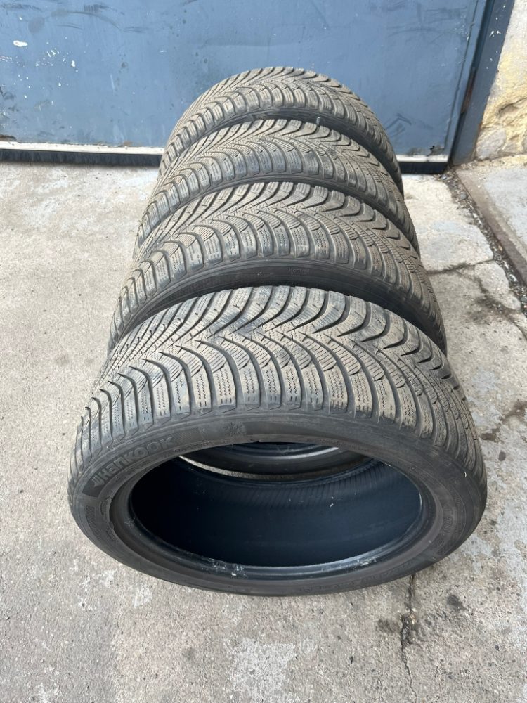 Zimní 4x pneu Hankook Winter i*cept RS2 R17 – fotografie 6