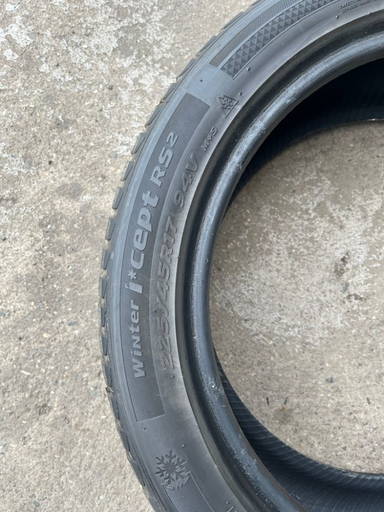 Zimní 4x pneu Hankook Winter i*cept RS2 R17 – fotografie 8