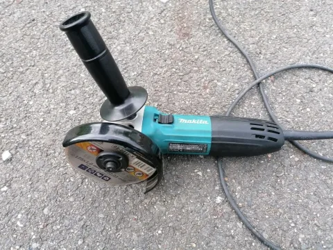Rozbrušovačka Makita GA5030
