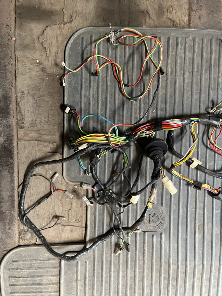 Elektroinstalace FAVORIT karburátor 93/94 – fotografie 7