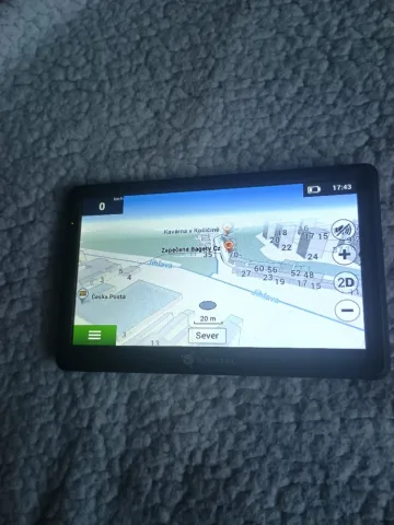 Autonavigace Navitel E-700