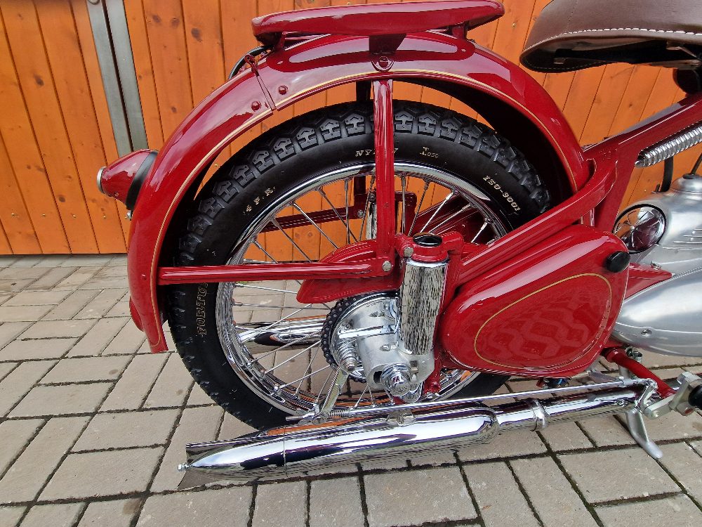 Jawa 250 pérák 1950 Po Renovaci – fotografie 3
