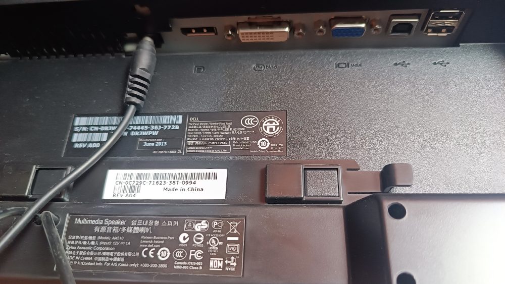 Monitor Dell UltraSharp U2312HM s Dell AX510 Sound Speaker – fotografie 5